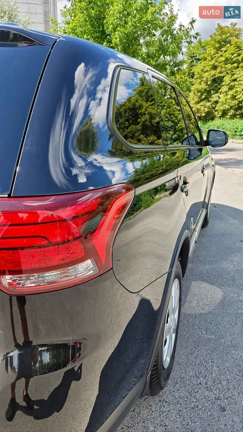 2021 Mitsubishi Outlander - мініатюра 39