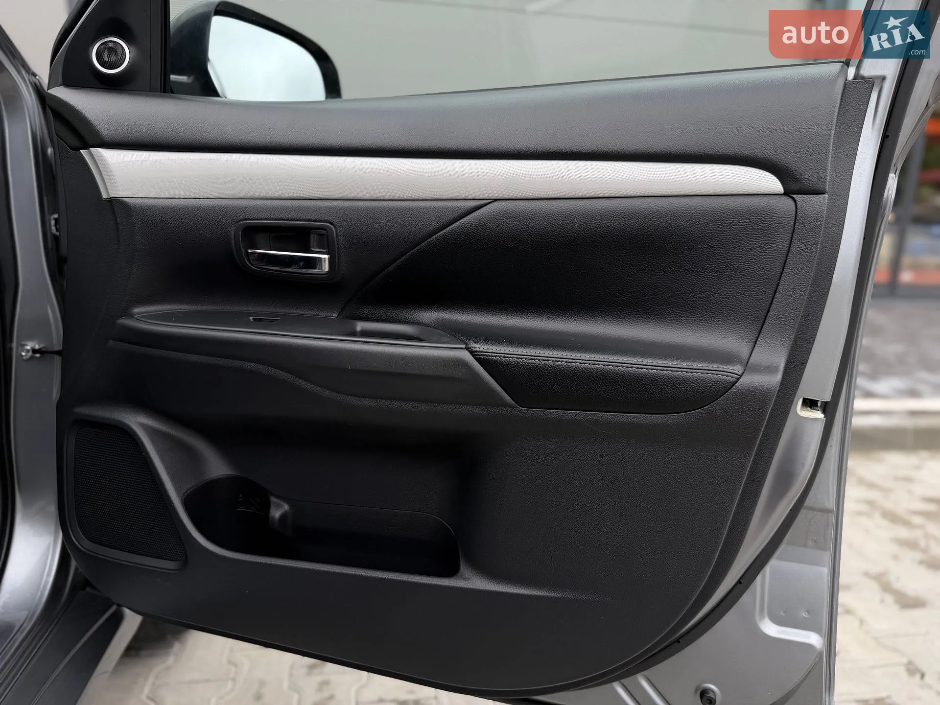 2013 Mitsubishi Outlander - мініатюра 29