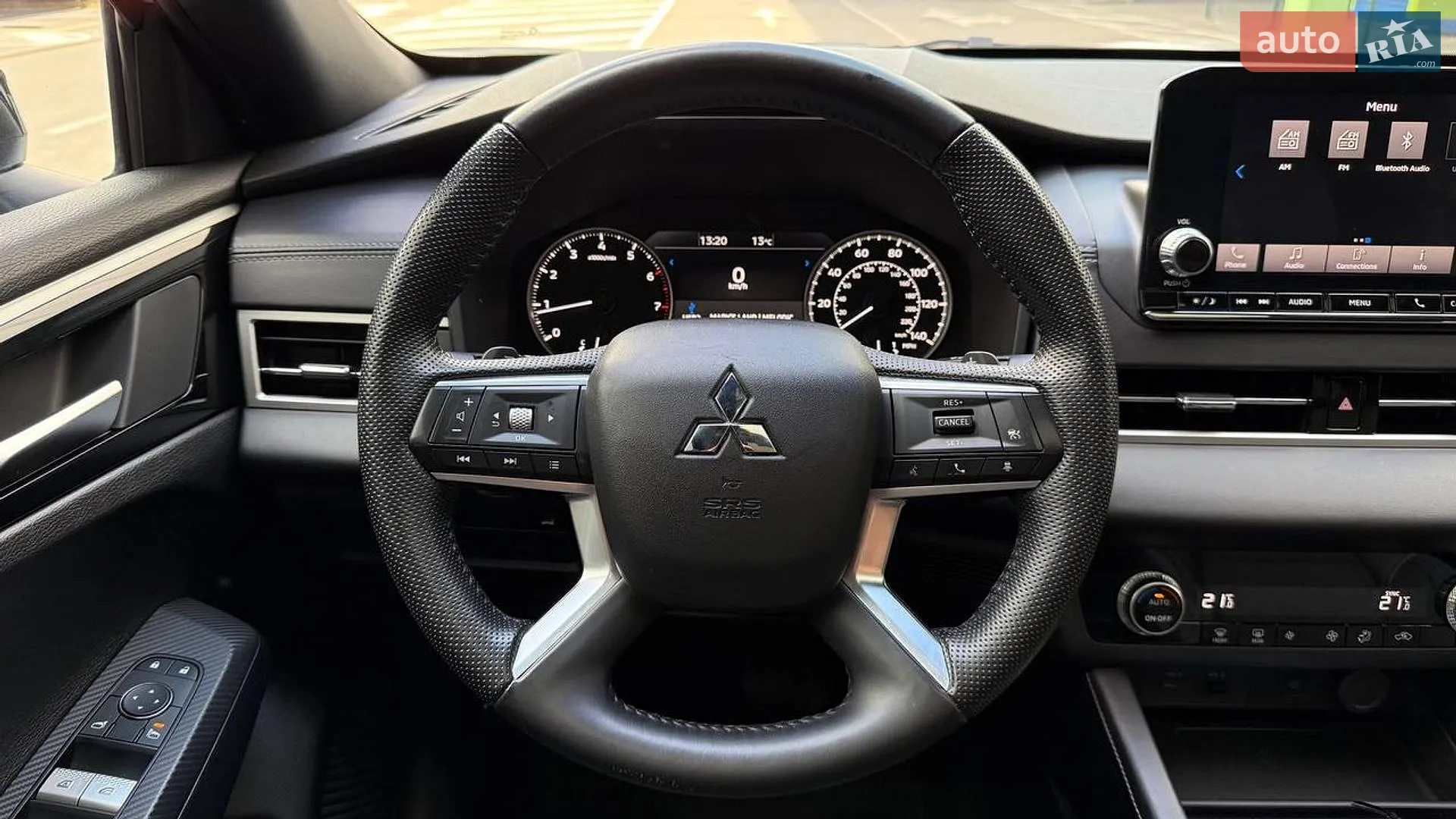 2022 Mitsubishi Outlander - мініатюра 25