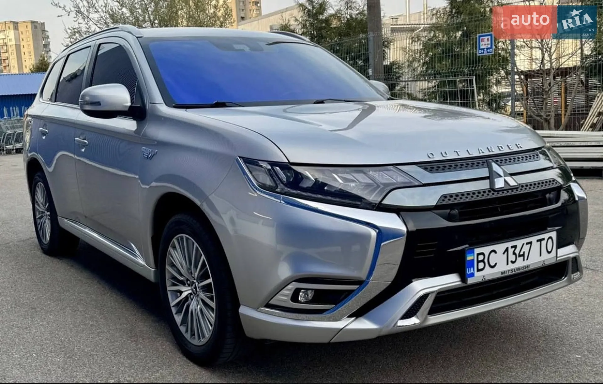 2020 Mitsubishi Outlander - мініатюра 17
