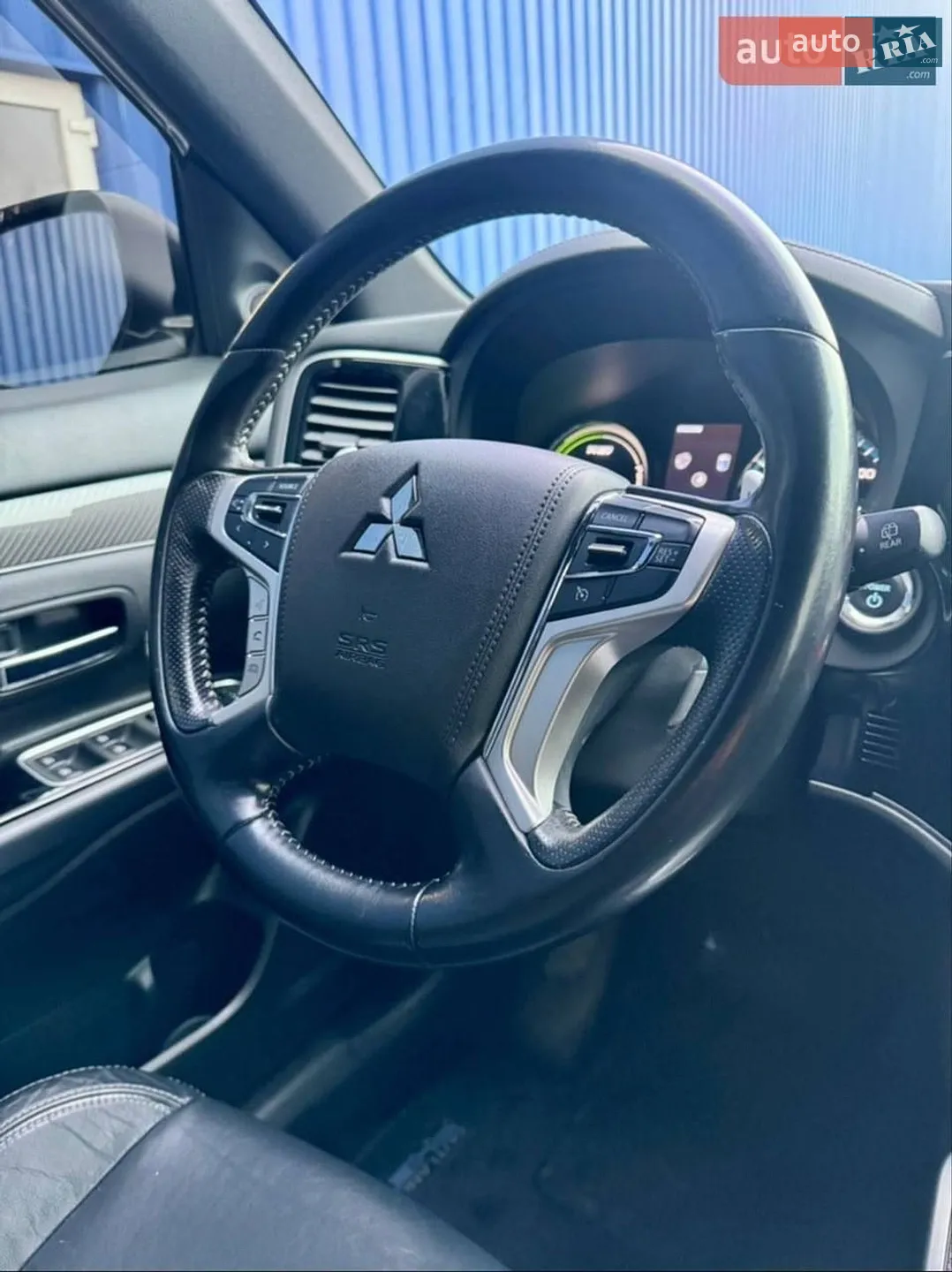 2020 Mitsubishi Outlander - мініатюра 44