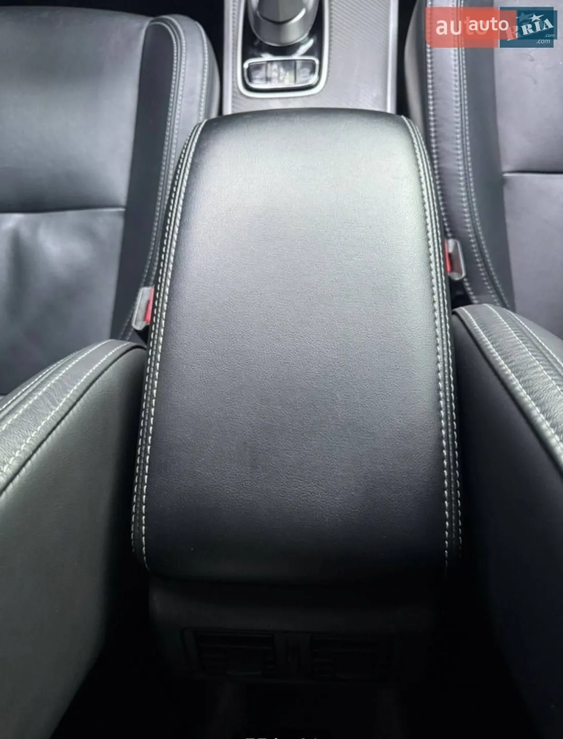 2020 Mitsubishi Outlander - мініатюра 57