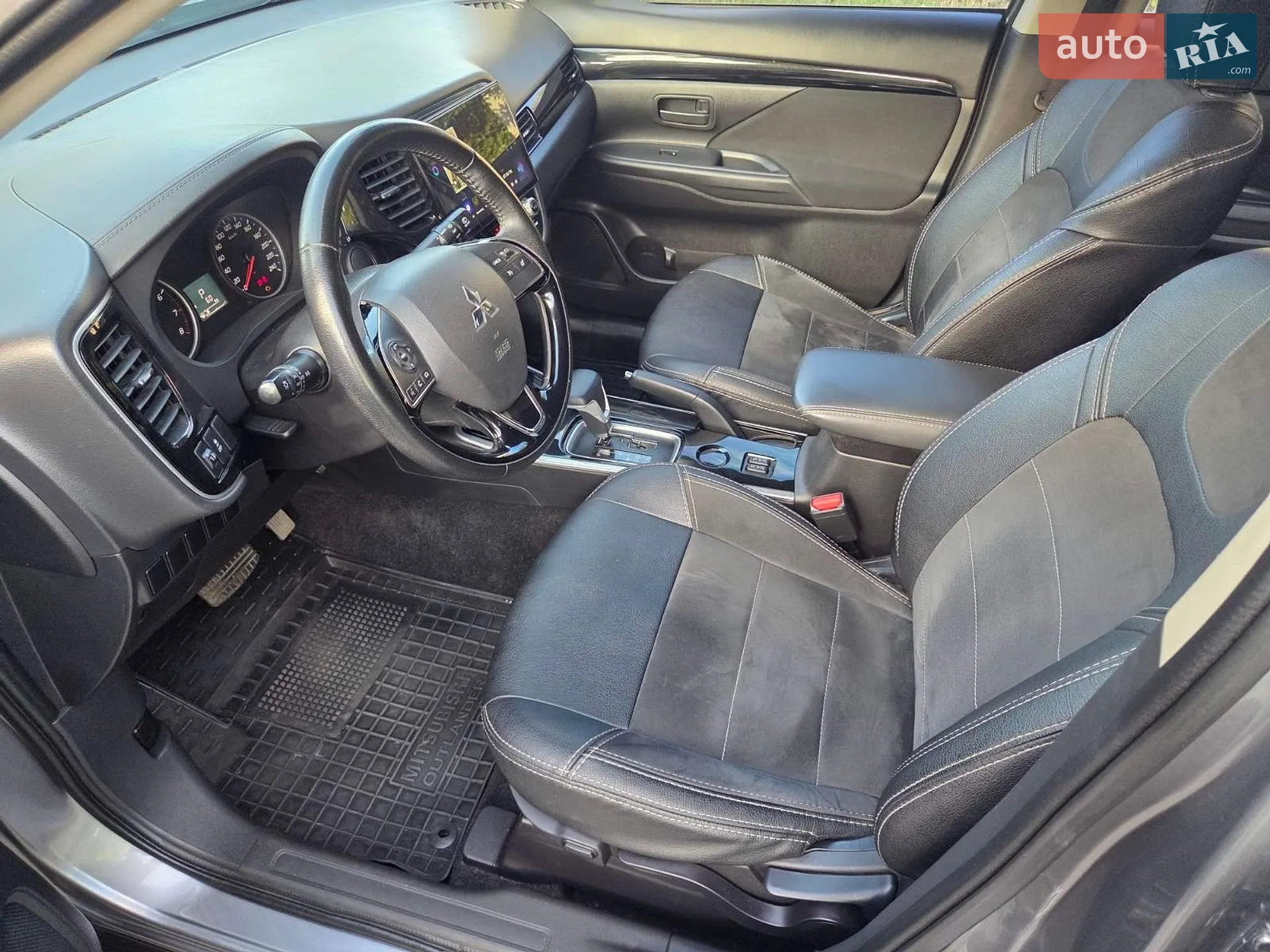 2021 Mitsubishi Outlander - мініатюра 14