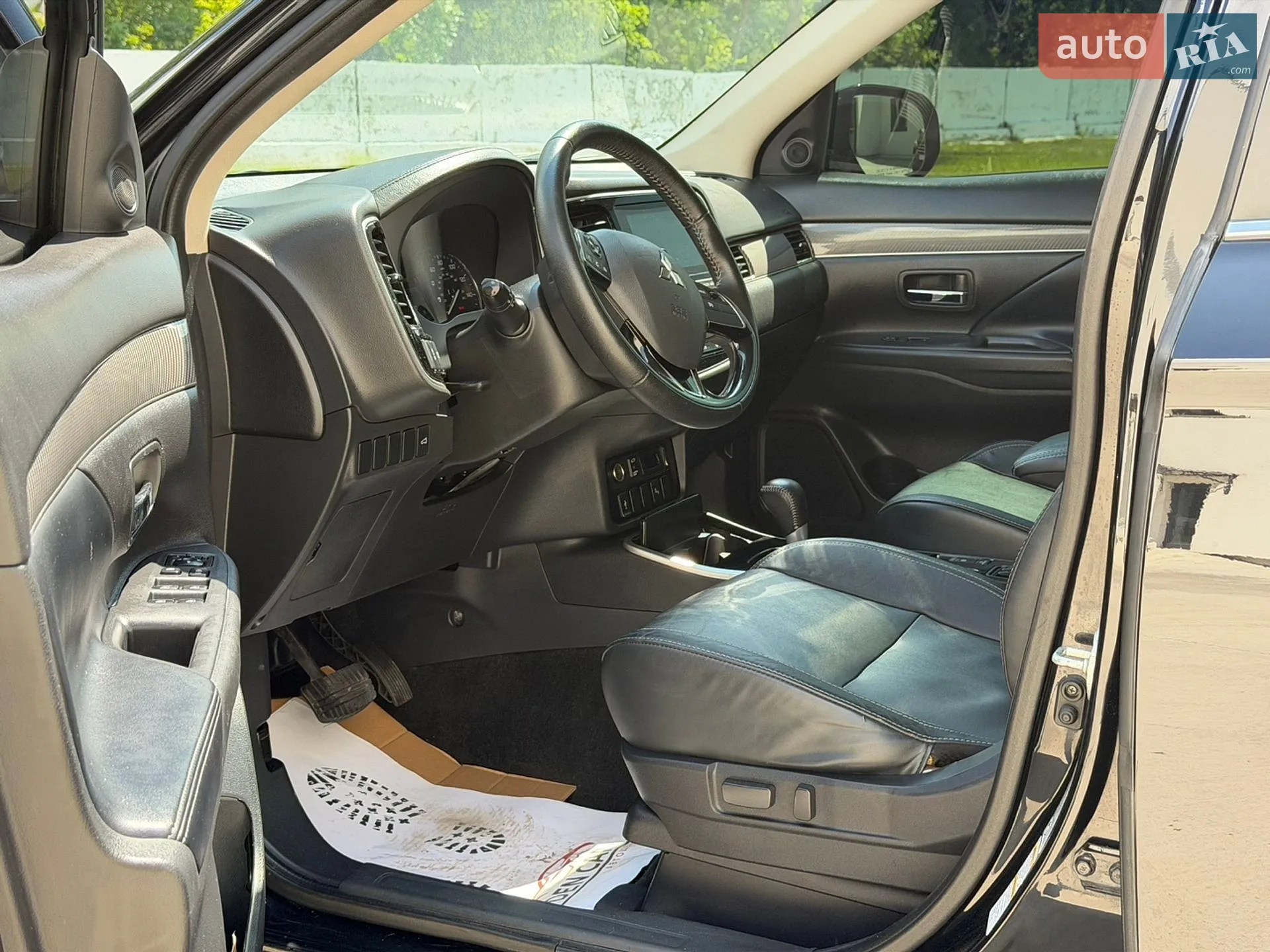 2019 Mitsubishi Outlander - мініатюра 26