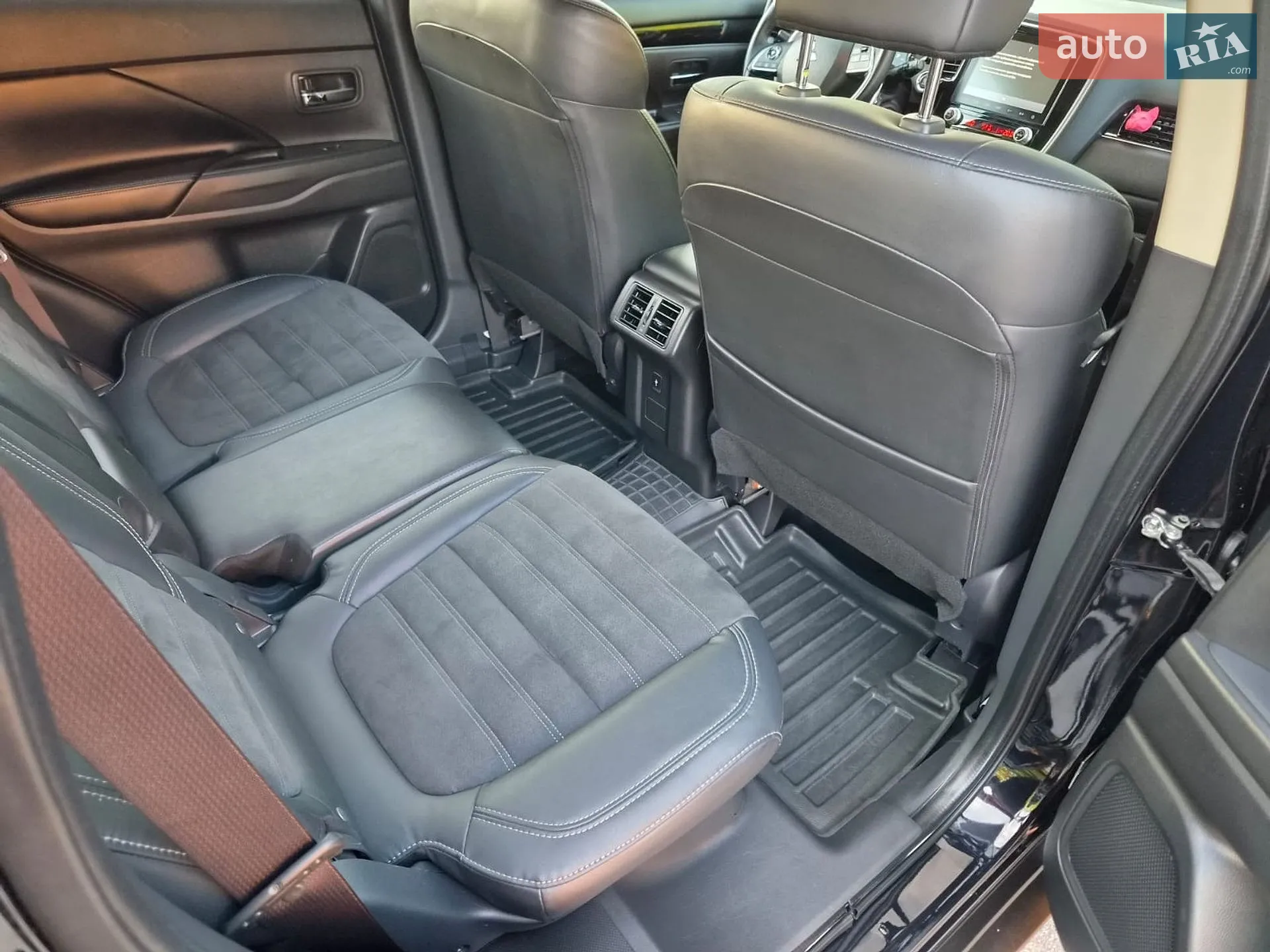 2019 Mitsubishi Outlander - мініатюра 49