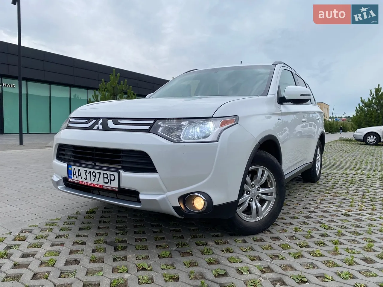 2014 Mitsubishi Outlander - мініатюра 19