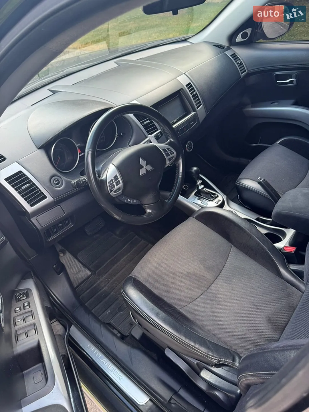 2010 Mitsubishi Outlander - мініатюра 5