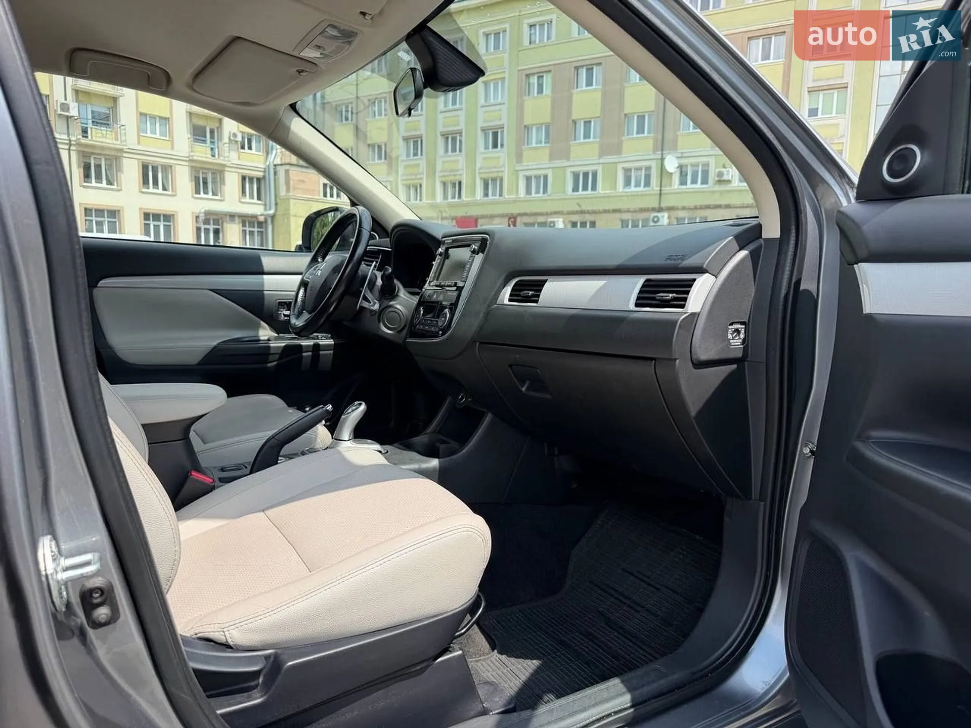 2014 Mitsubishi Outlander - мініатюра 42