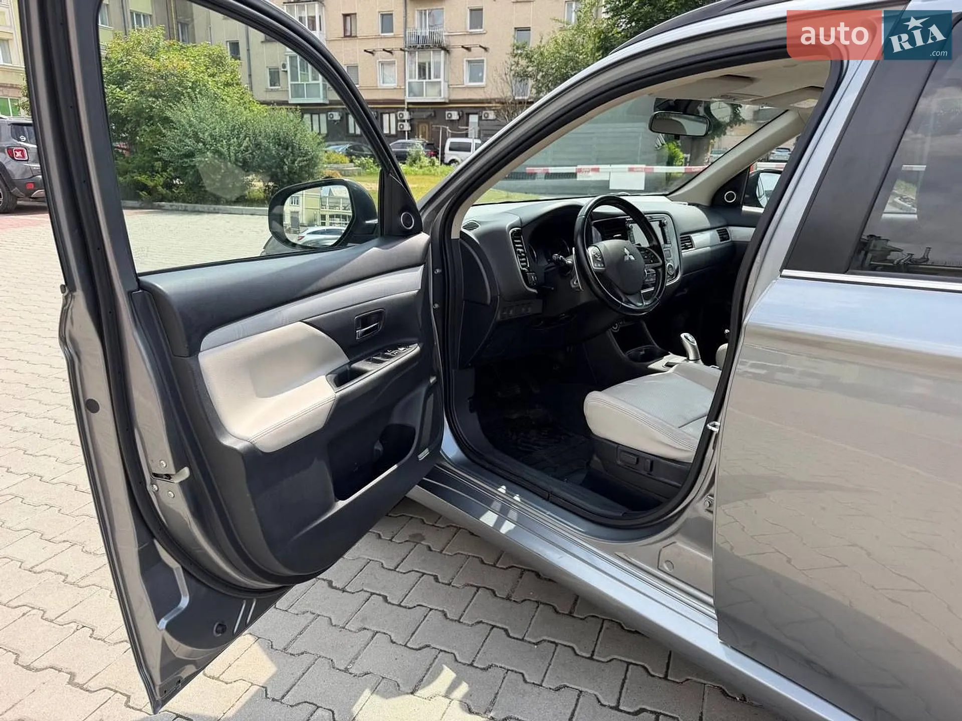 2014 Mitsubishi Outlander - мініатюра 46