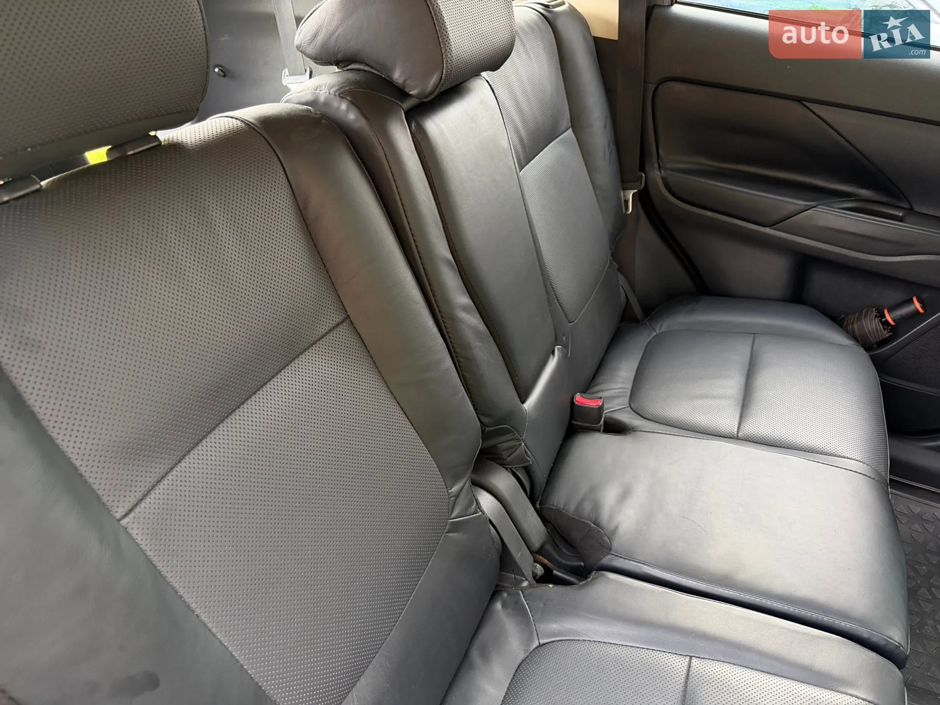 2013 Mitsubishi Outlander - мініатюра 35