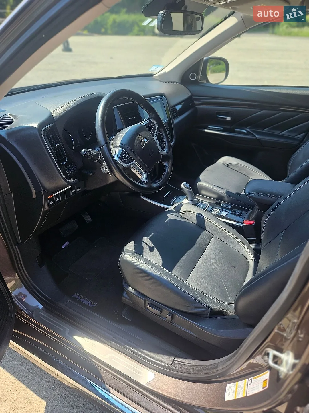 2018 Mitsubishi Outlander - мініатюра 14