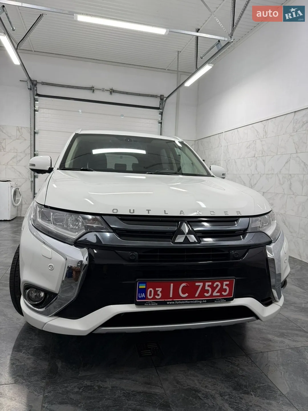 2016 Mitsubishi Outlander - мініатюра 26