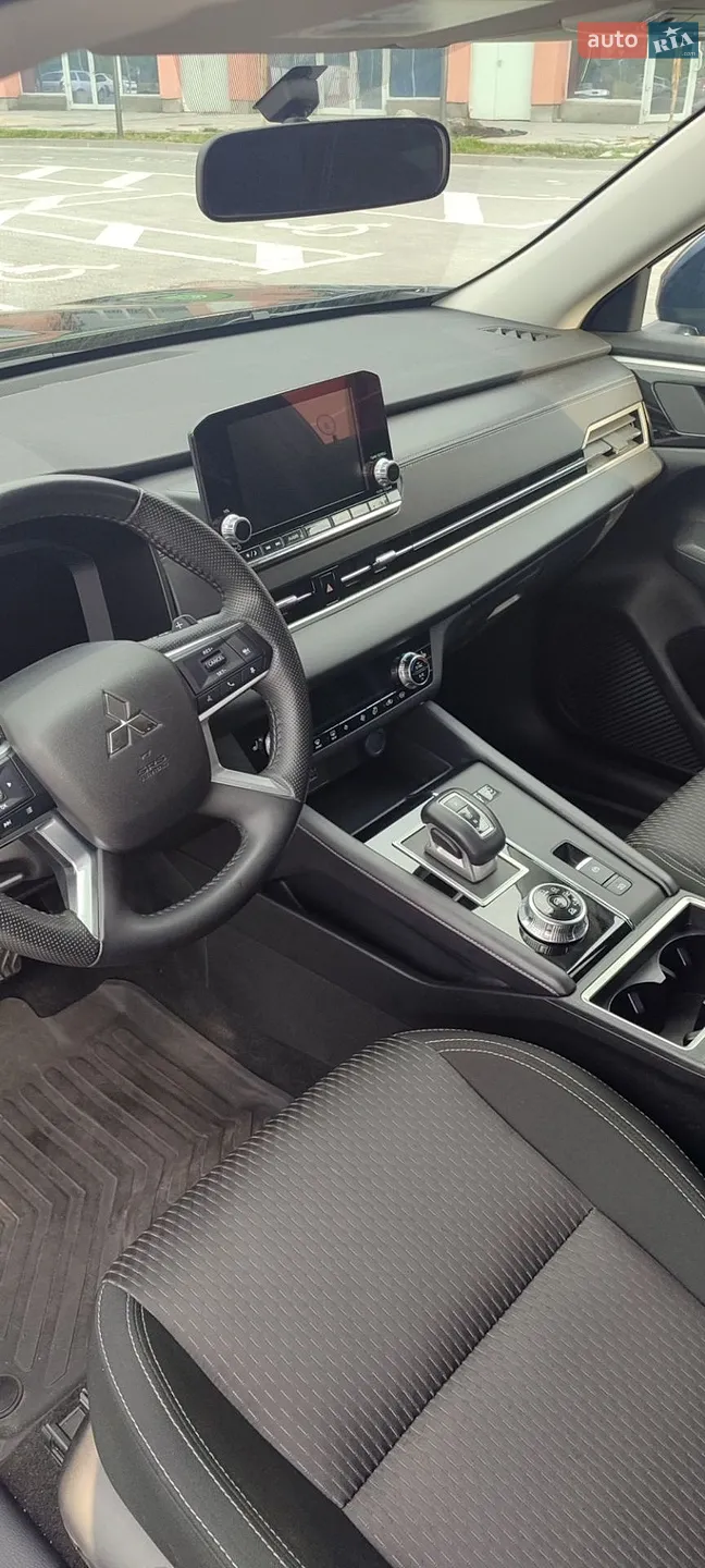 2024 Mitsubishi Outlander - мініатюра 55