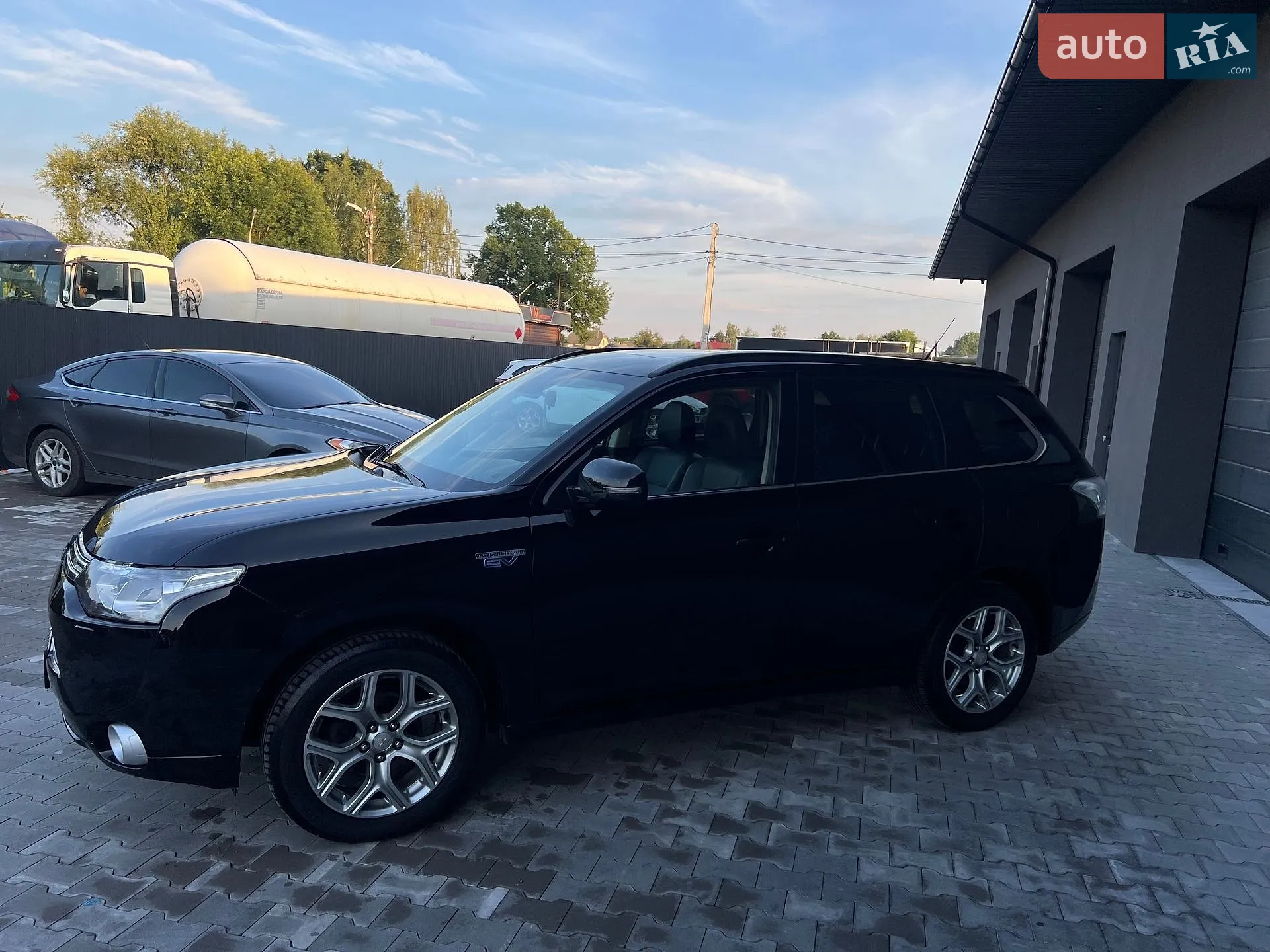 2014 Mitsubishi Outlander - мініатюра 7