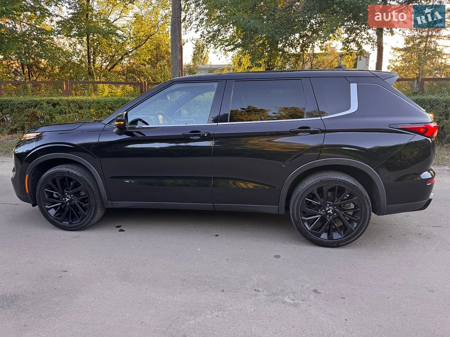 2022 Mitsubishi Outlander - мініатюра 6