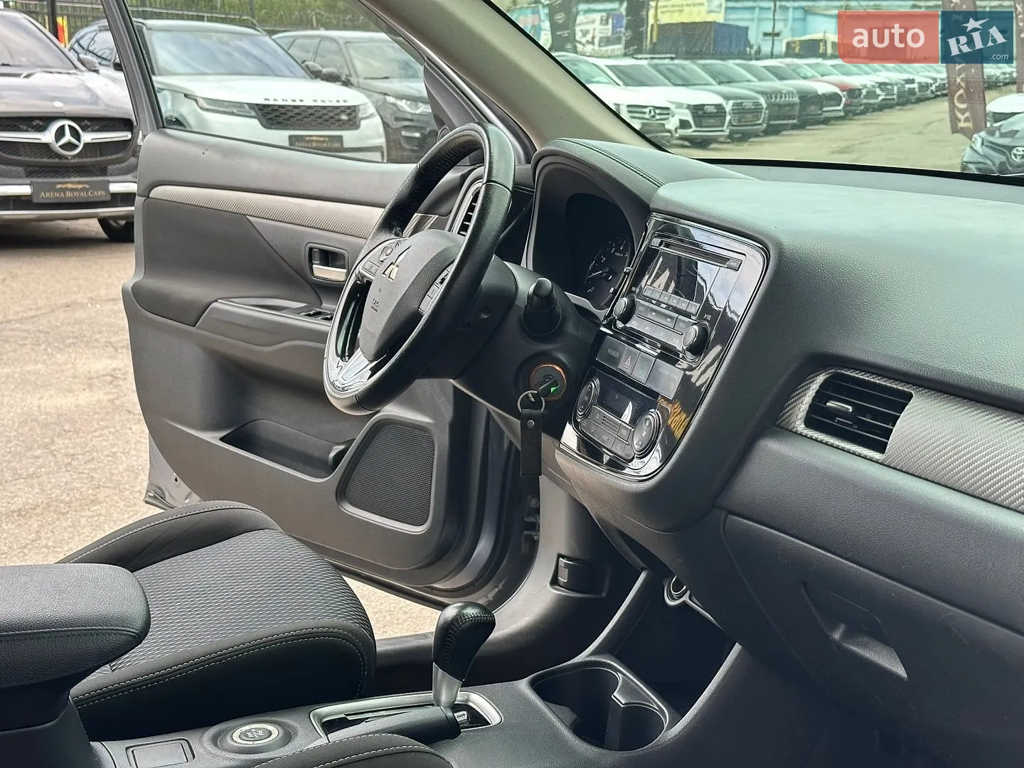 2016 Mitsubishi Outlander - мініатюра 23