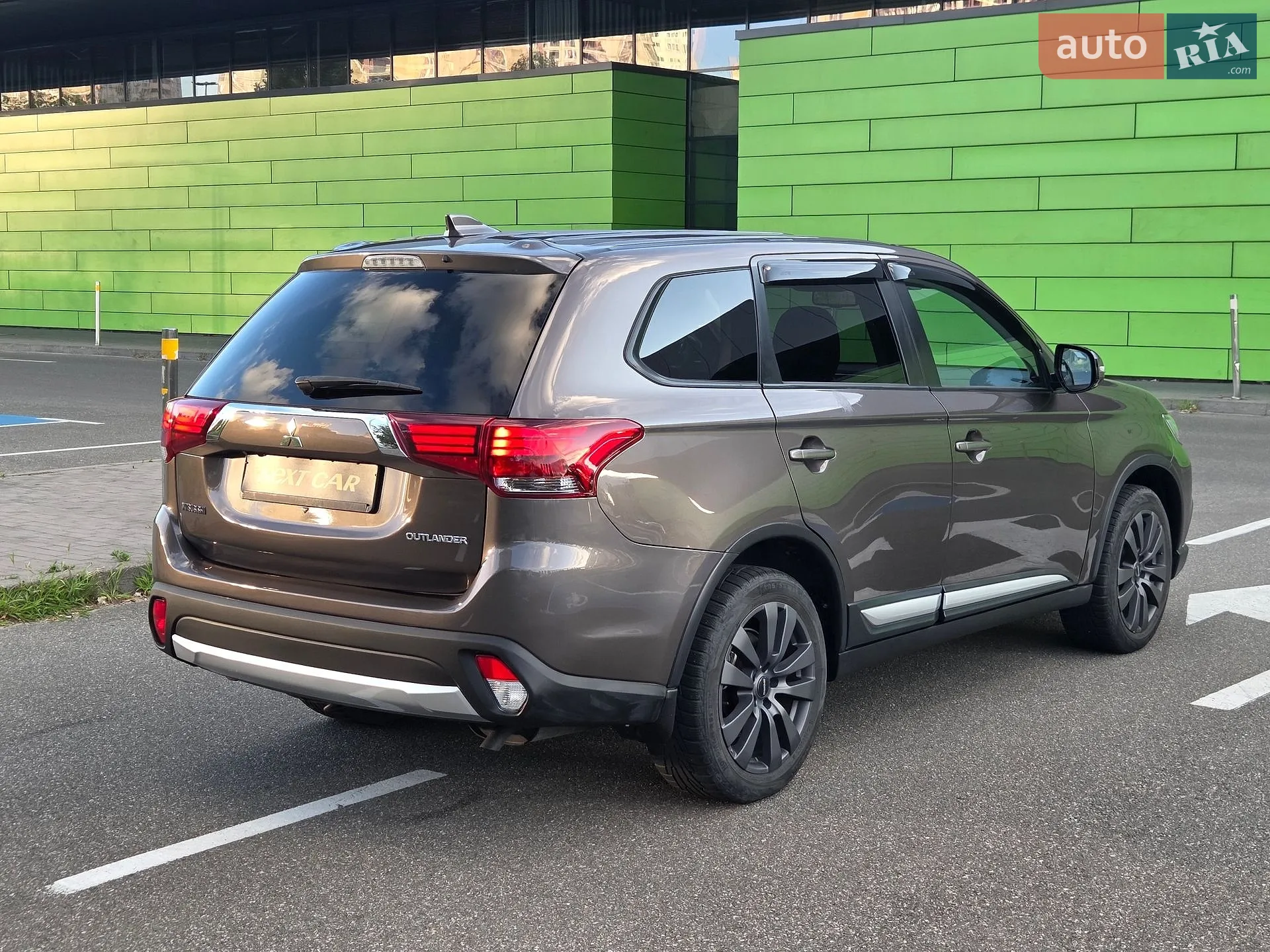 2021 Mitsubishi Outlander - мініатюра 12