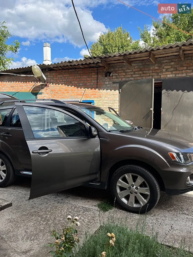 2011 Mitsubishi Outlander - мініатюра 5