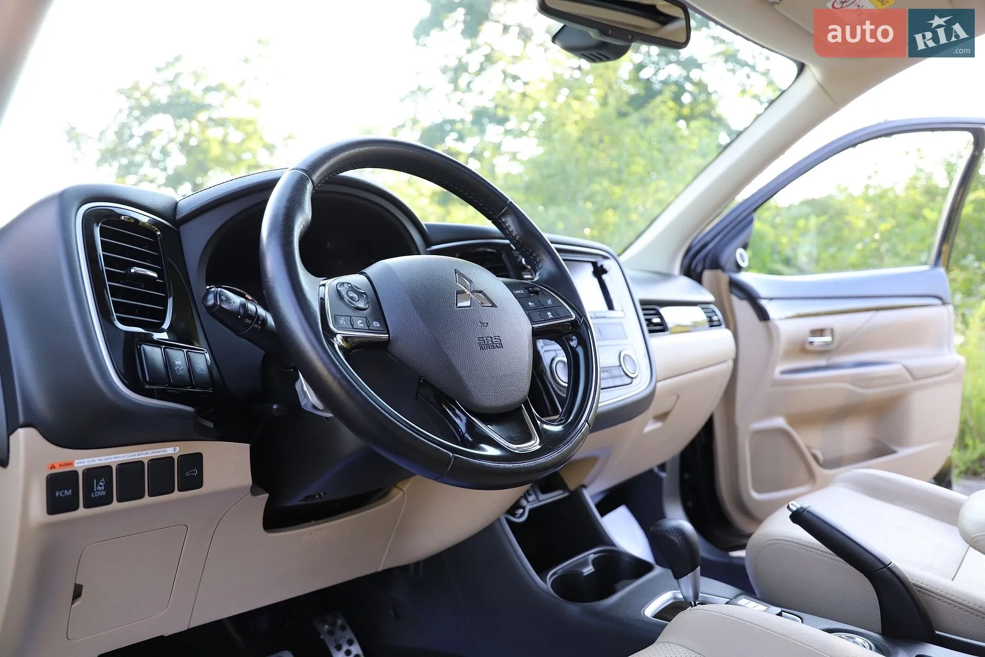 2016 Mitsubishi Outlander - мініатюра 55