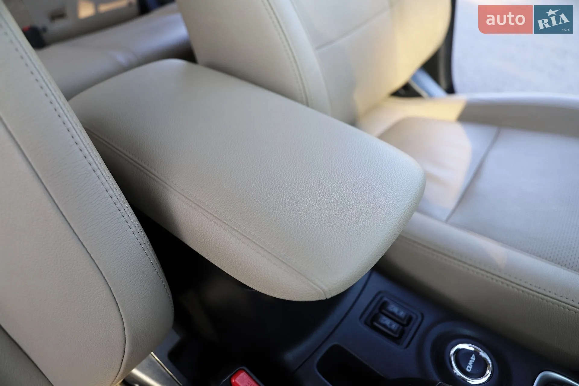 2016 Mitsubishi Outlander - мініатюра 77