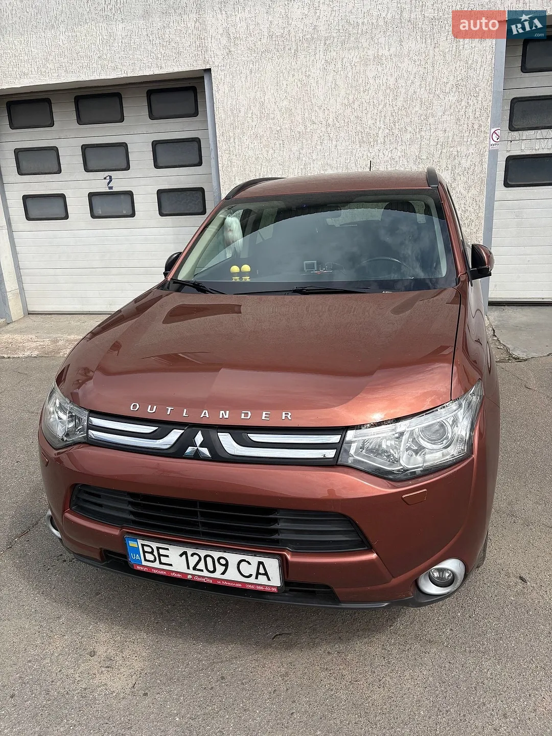 2013 Mitsubishi Outlander - фото 1