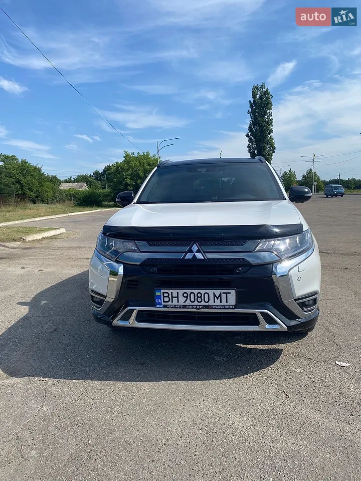 2017 Mitsubishi Outlander - мініатюра 33