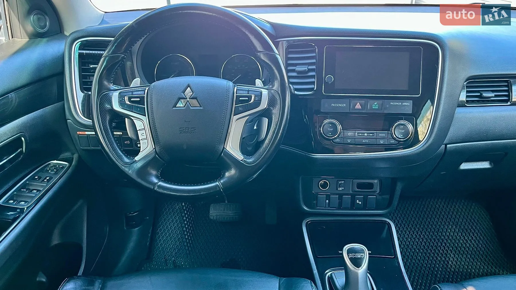2017 Mitsubishi Outlander - мініатюра 4