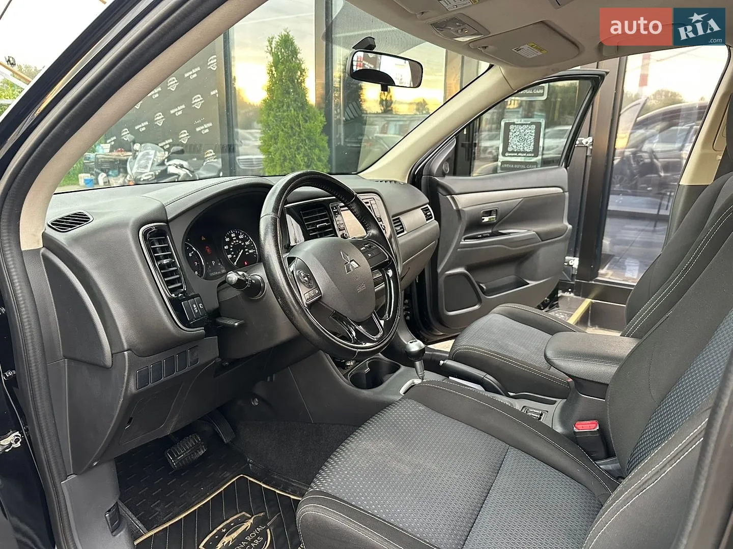 2016 Mitsubishi Outlander - мініатюра 13