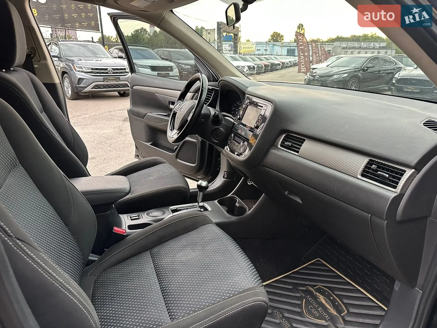 2016 Mitsubishi Outlander - мініатюра 23