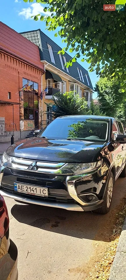 2016 Mitsubishi Outlander - мініатюра 5
