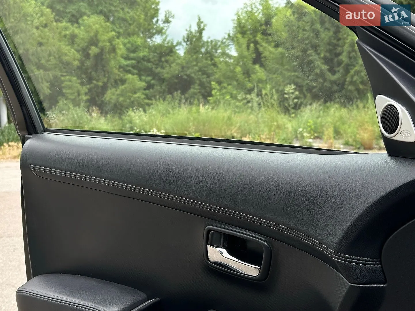 2011 Mitsubishi Outlander - мініатюра 24