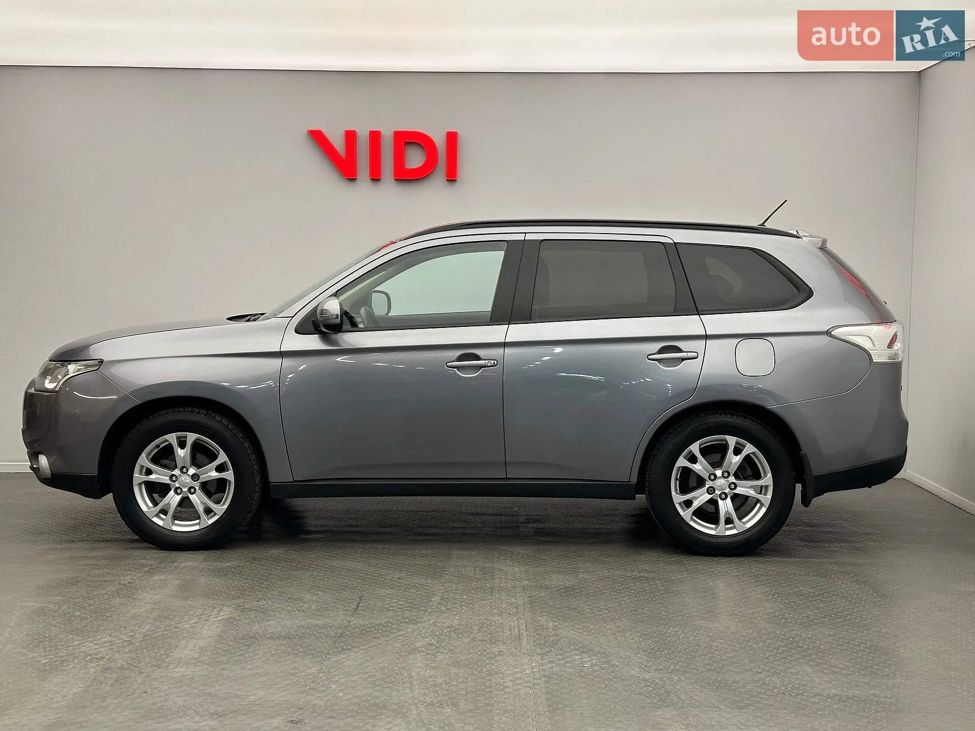 2013 Mitsubishi Outlander - мініатюра 3