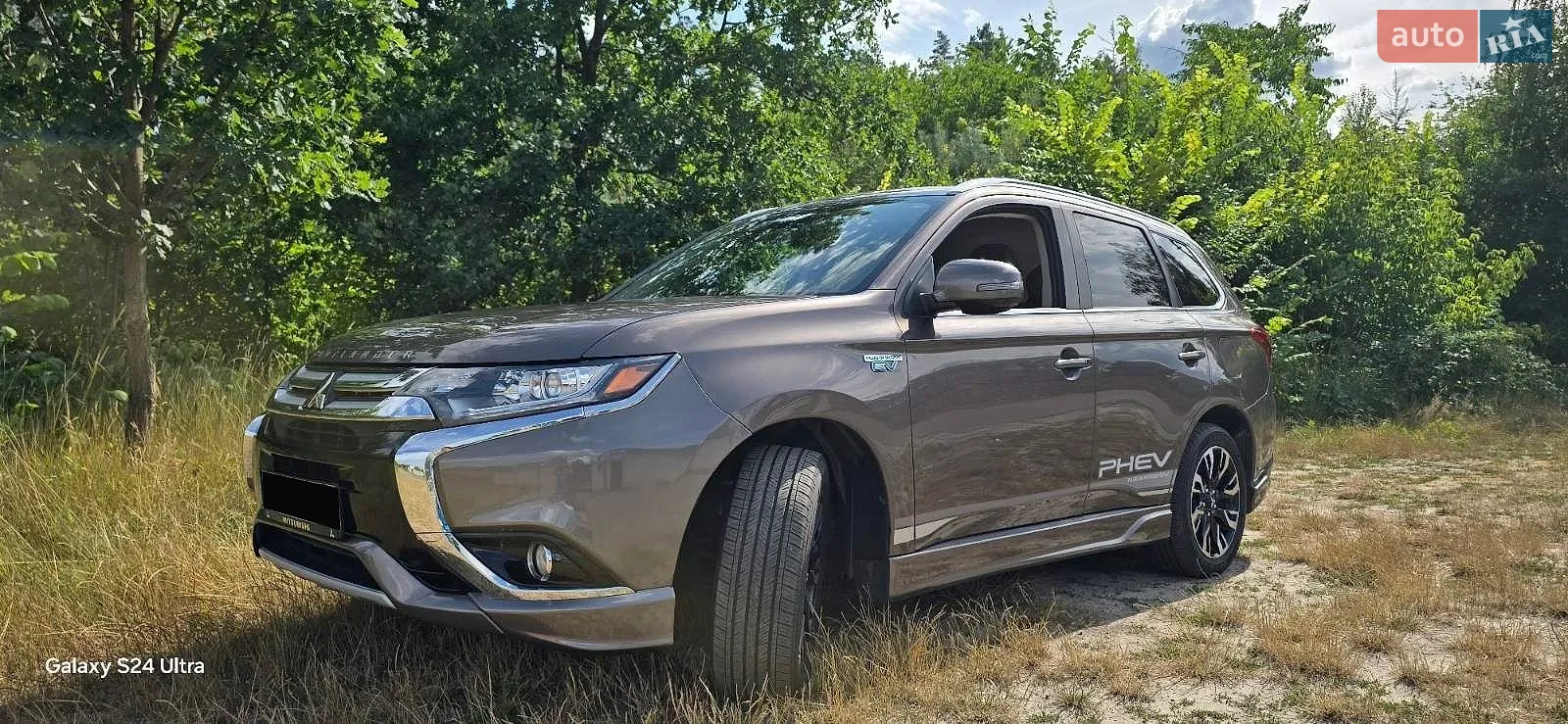 2018 Mitsubishi Outlander - фото 1