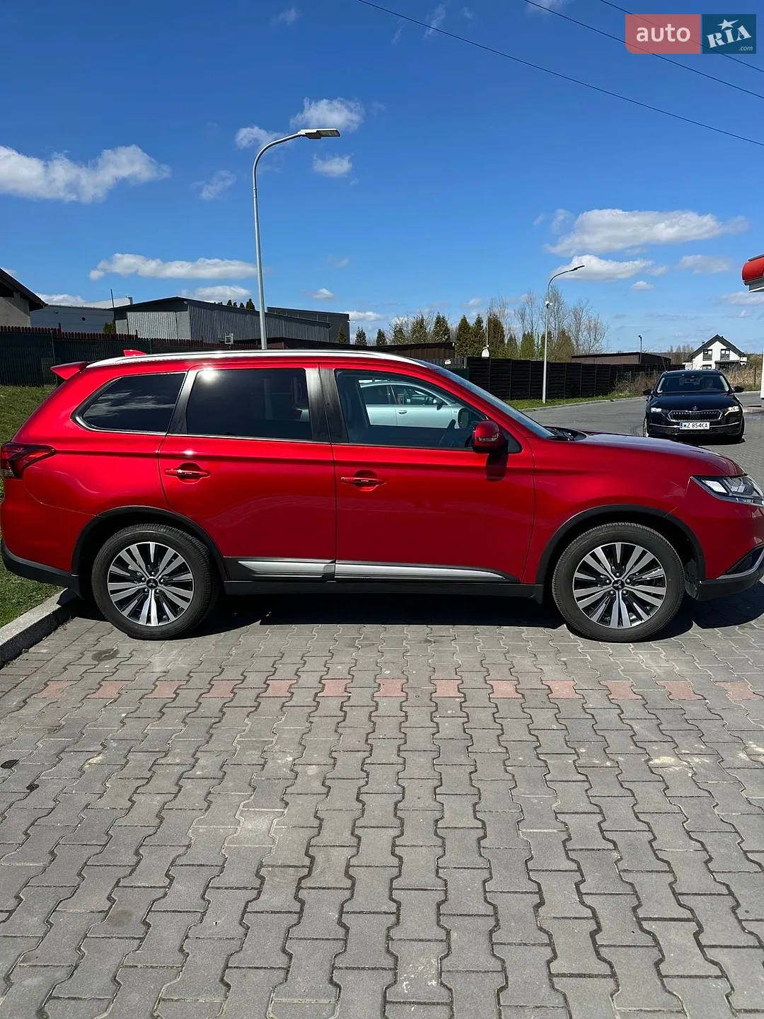 2021 Mitsubishi Outlander - мініатюра 4