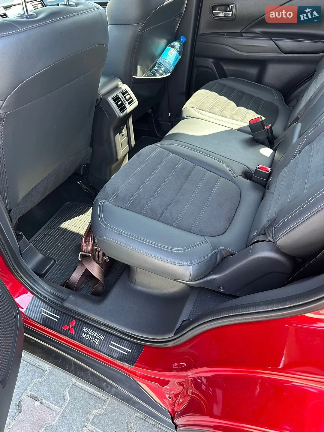 2021 Mitsubishi Outlander - мініатюра 12