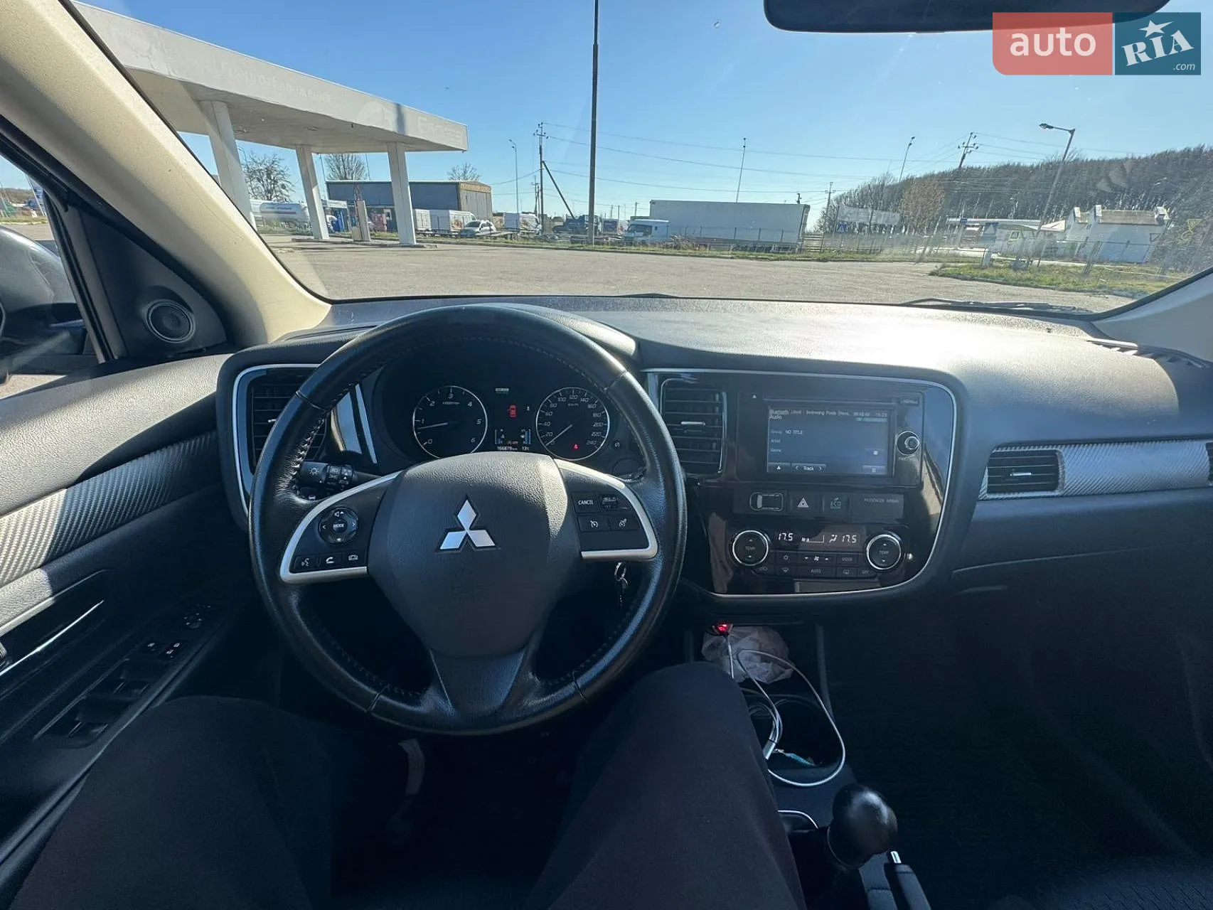 2012 Mitsubishi Outlander - мініатюра 11
