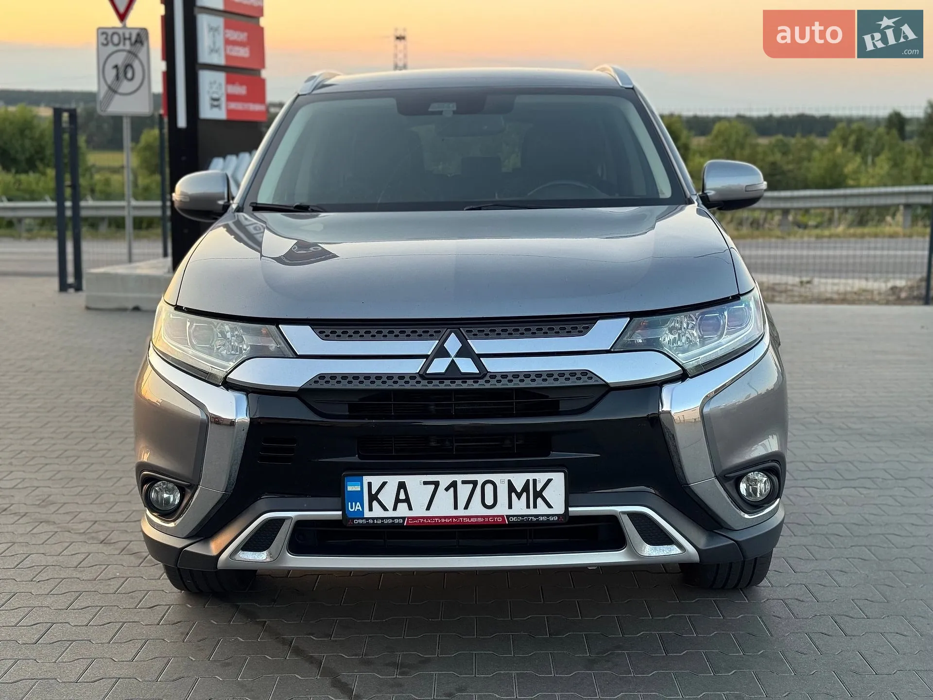 2020 Mitsubishi Outlander - мініатюра 25