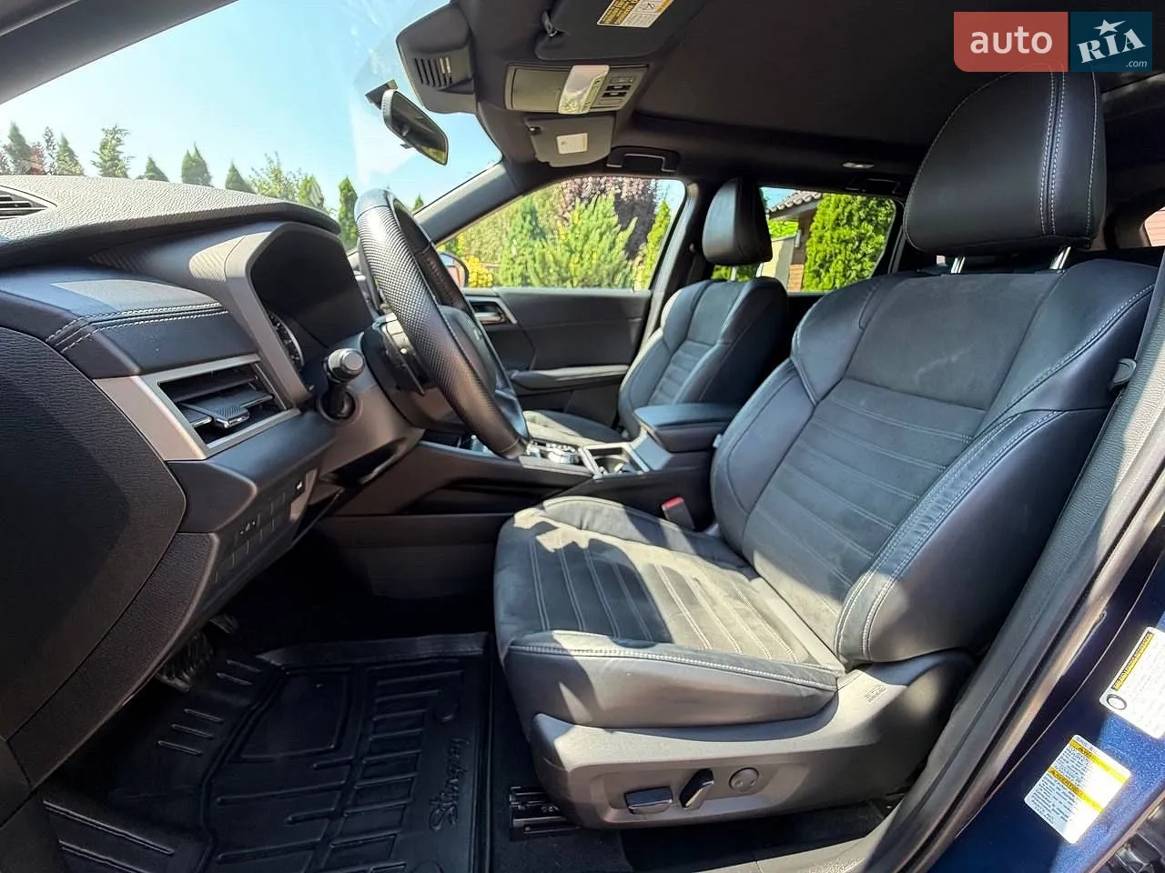 2022 Mitsubishi Outlander - мініатюра 15