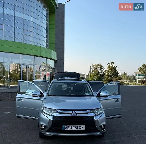 Mitsubishi Outlander