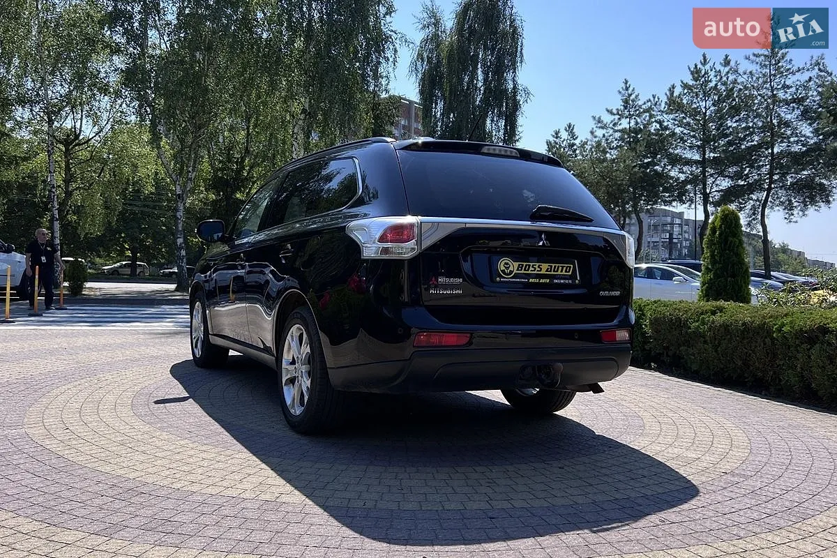 2012 Mitsubishi Outlander - мініатюра 5