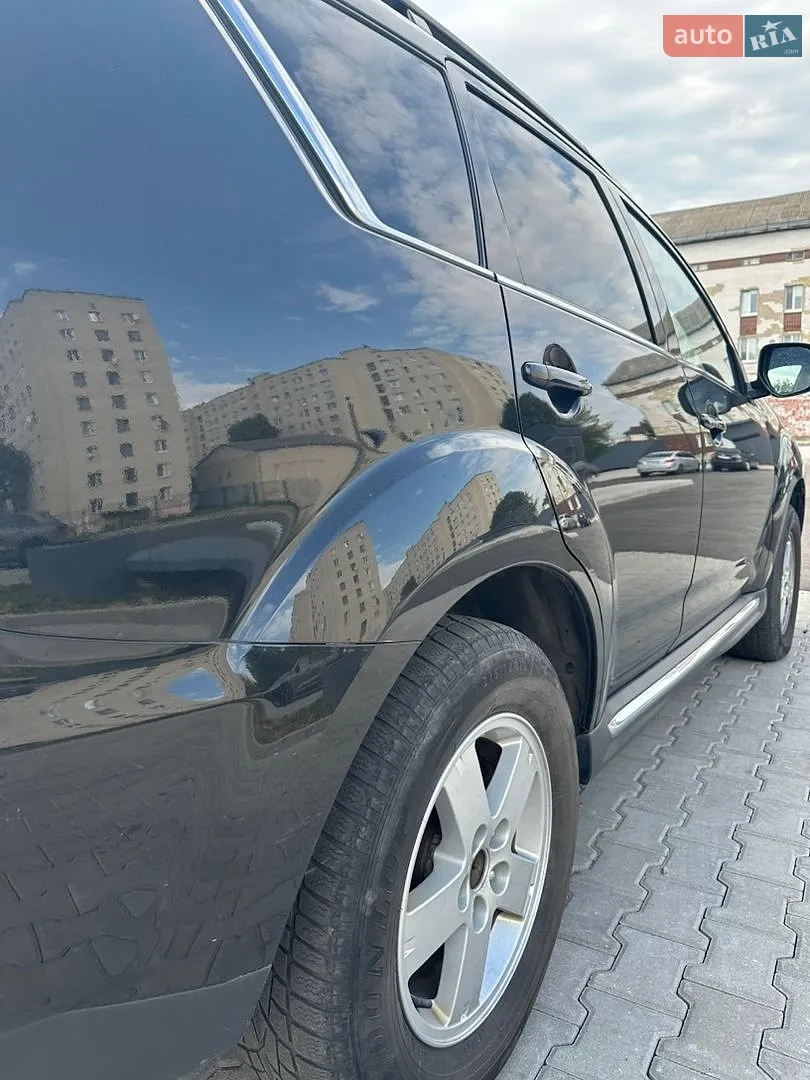 2011 Mitsubishi Outlander - мініатюра 8