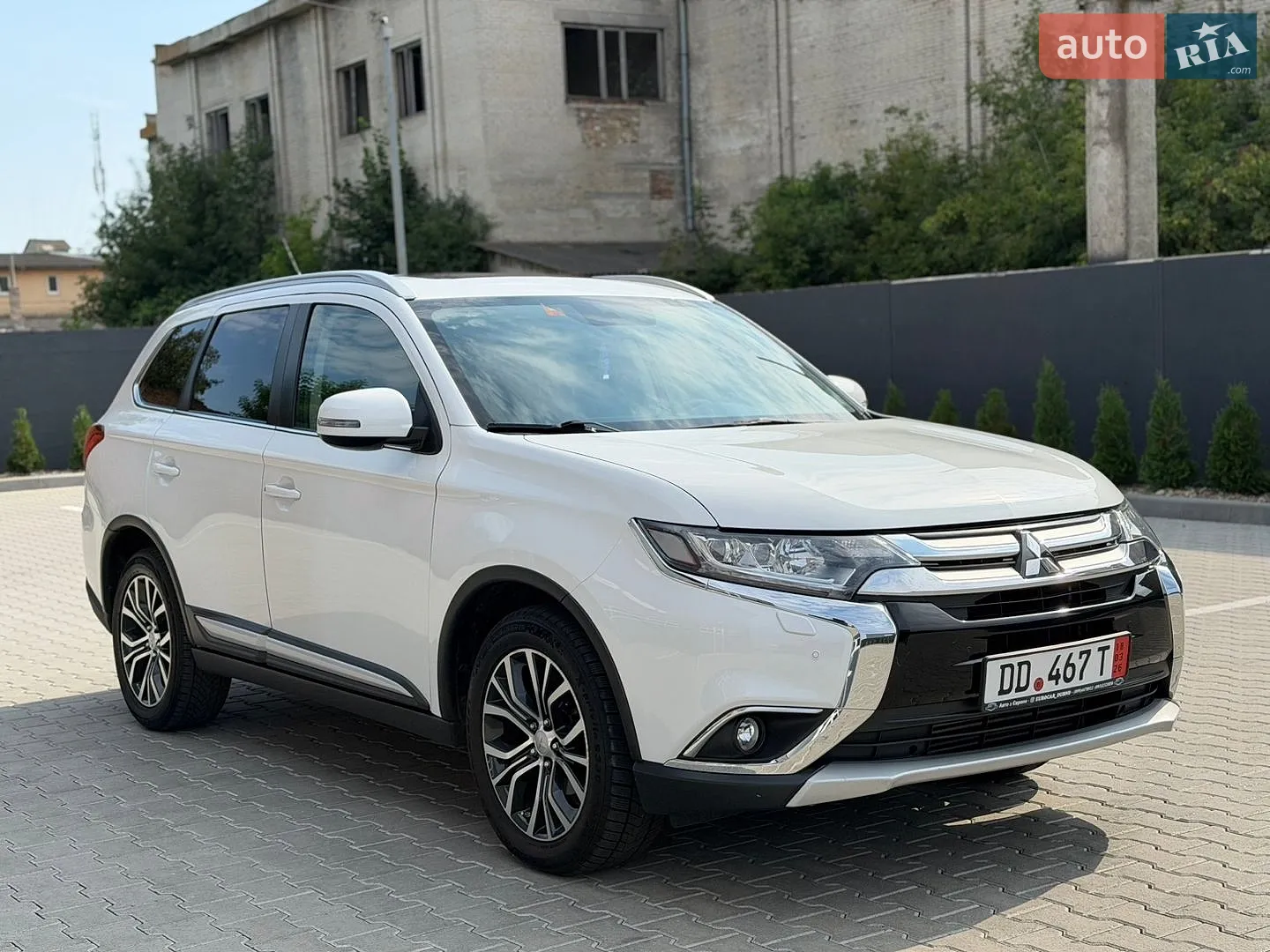 2016 Mitsubishi Outlander - мініатюра 4