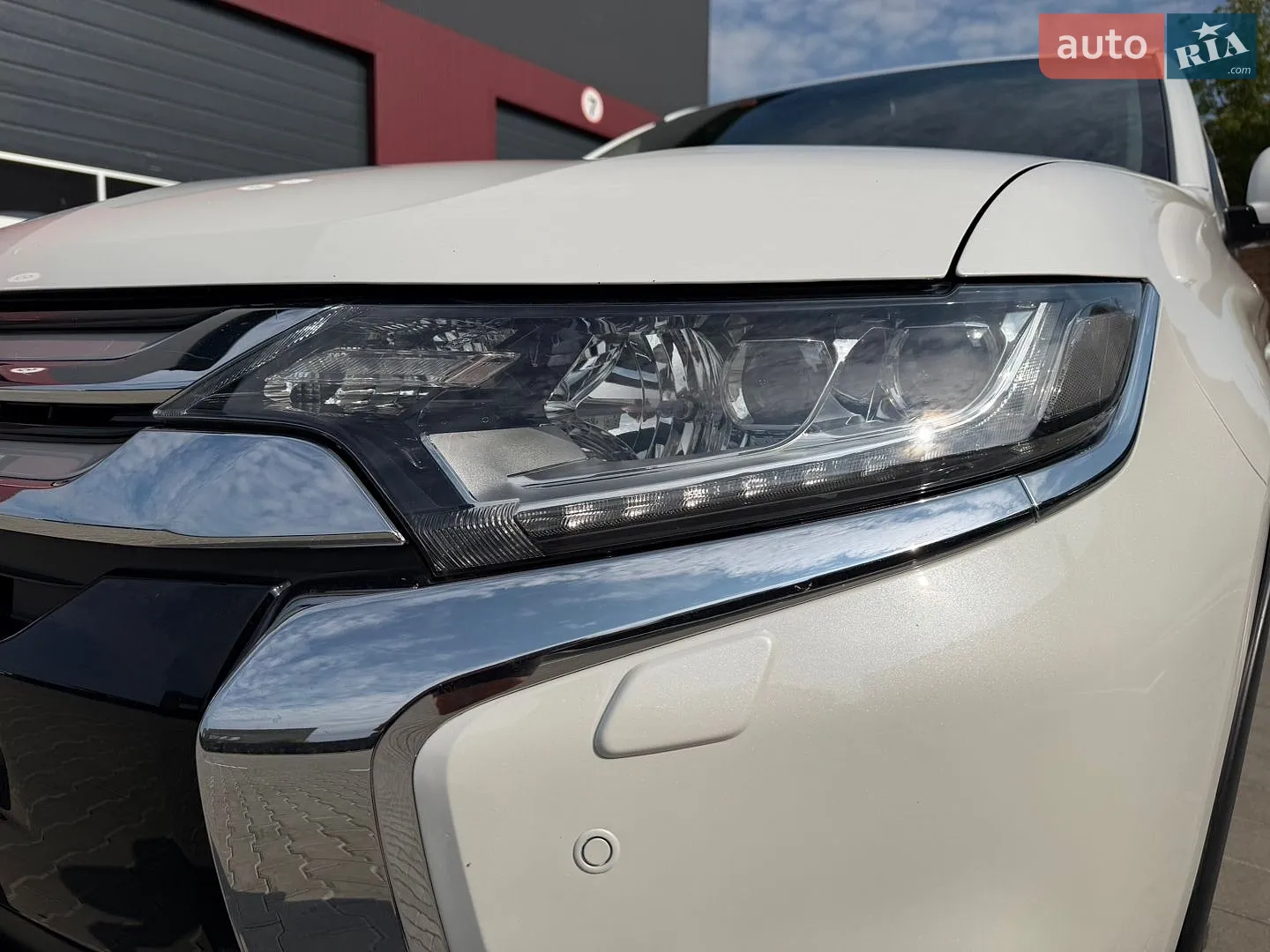 2016 Mitsubishi Outlander - мініатюра 15