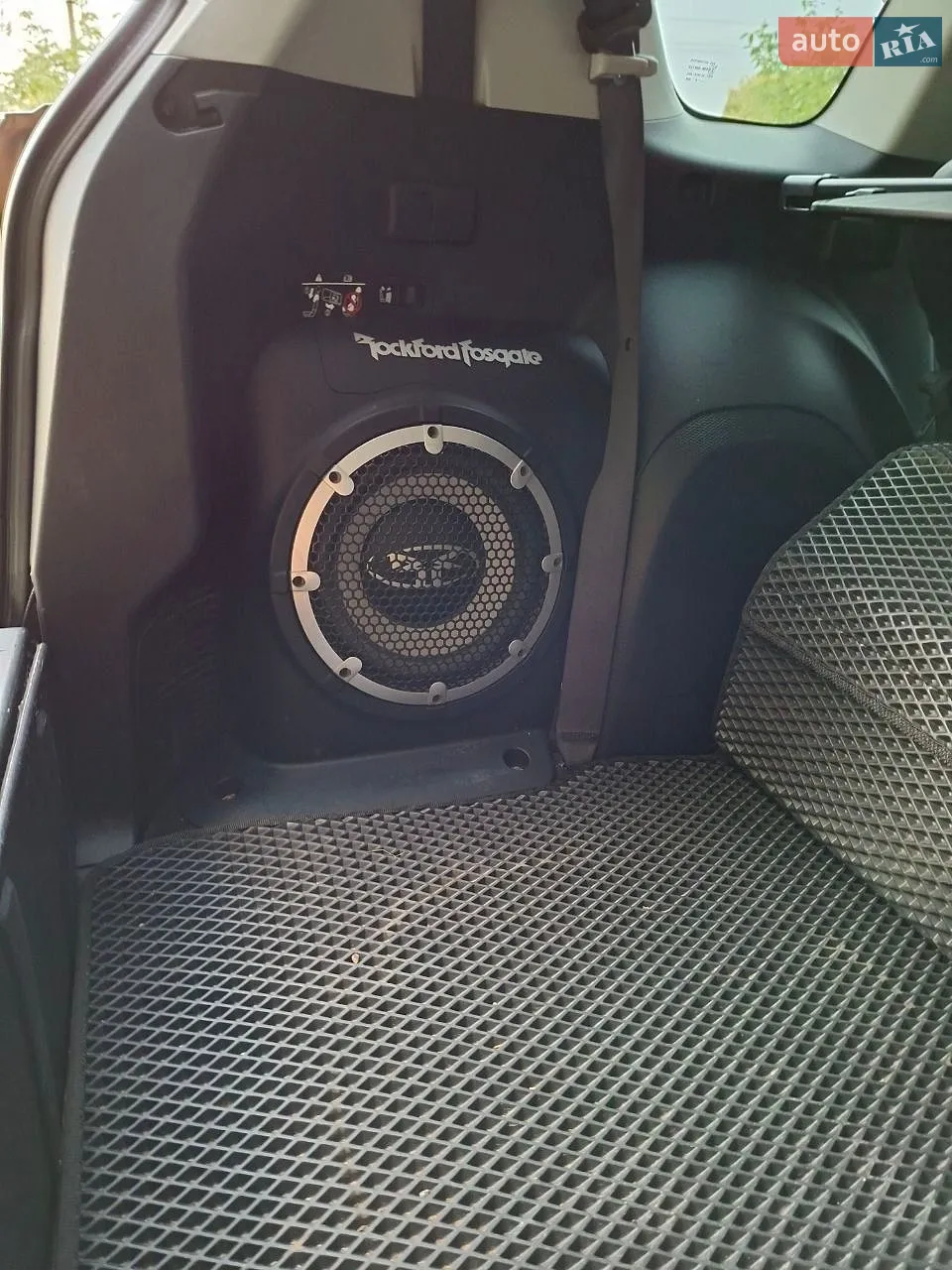 2010 Mitsubishi Outlander - мініатюра 14