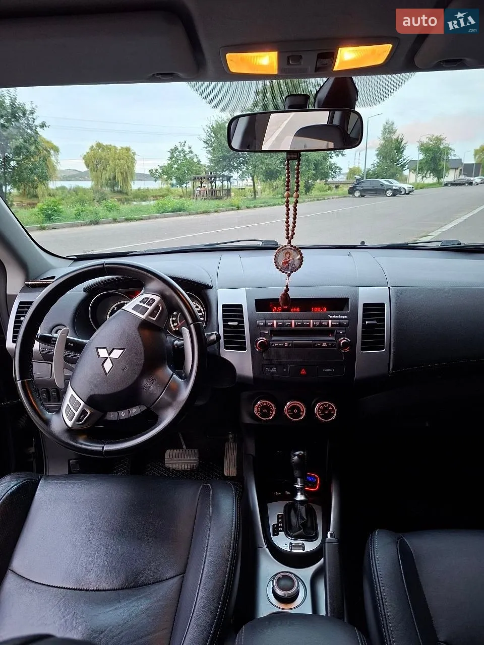 2010 Mitsubishi Outlander - мініатюра 7