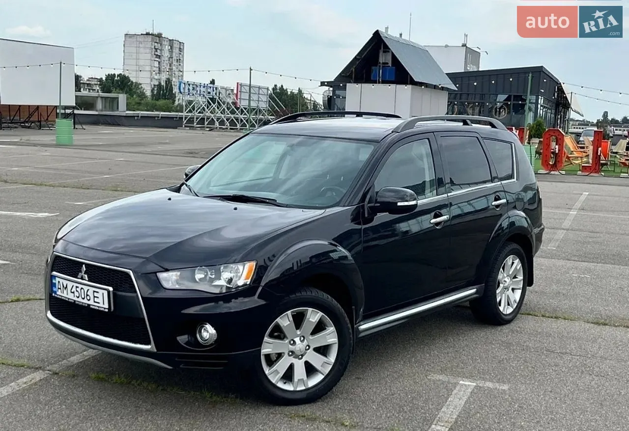 2013 Mitsubishi Outlander - мініатюра 4