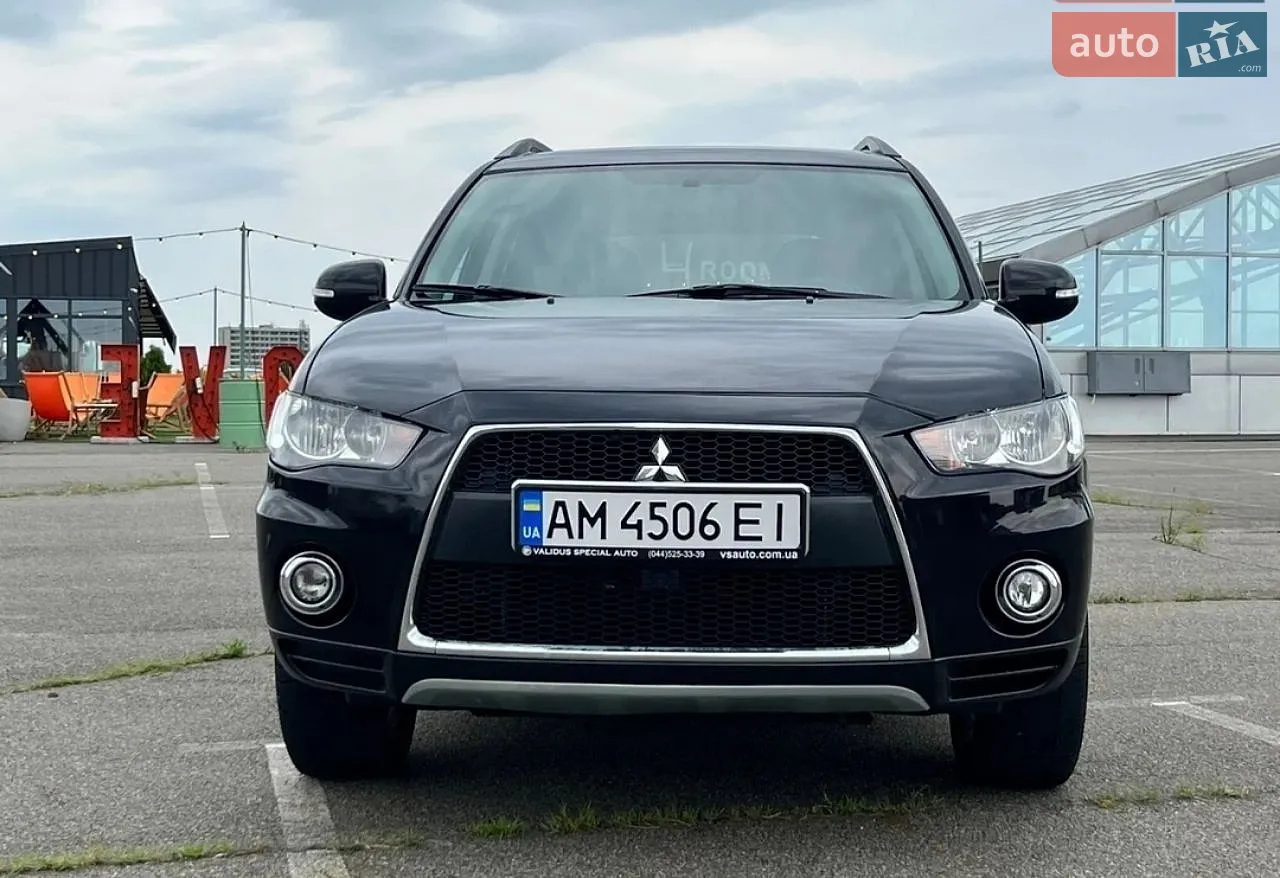 2013 Mitsubishi Outlander - мініатюра 5