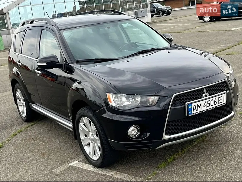 Mitsubishi Outlander 2013