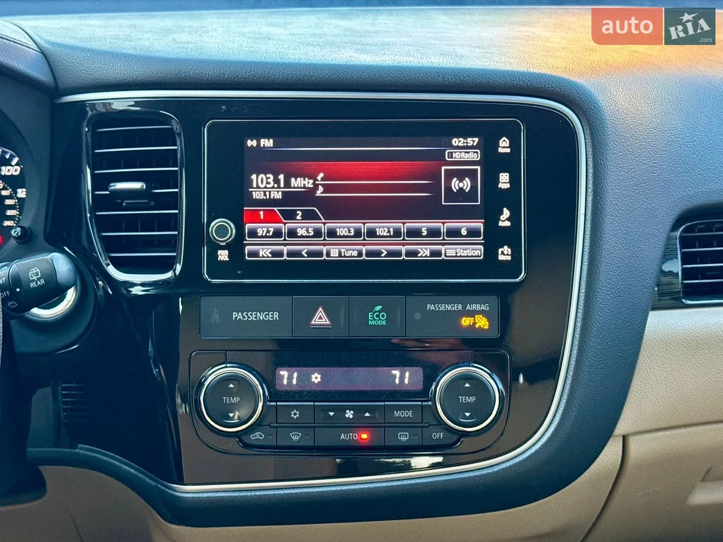 2018 Mitsubishi Outlander - мініатюра 24
