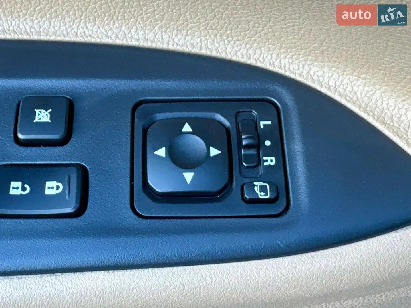 2018 Mitsubishi Outlander - мініатюра 31